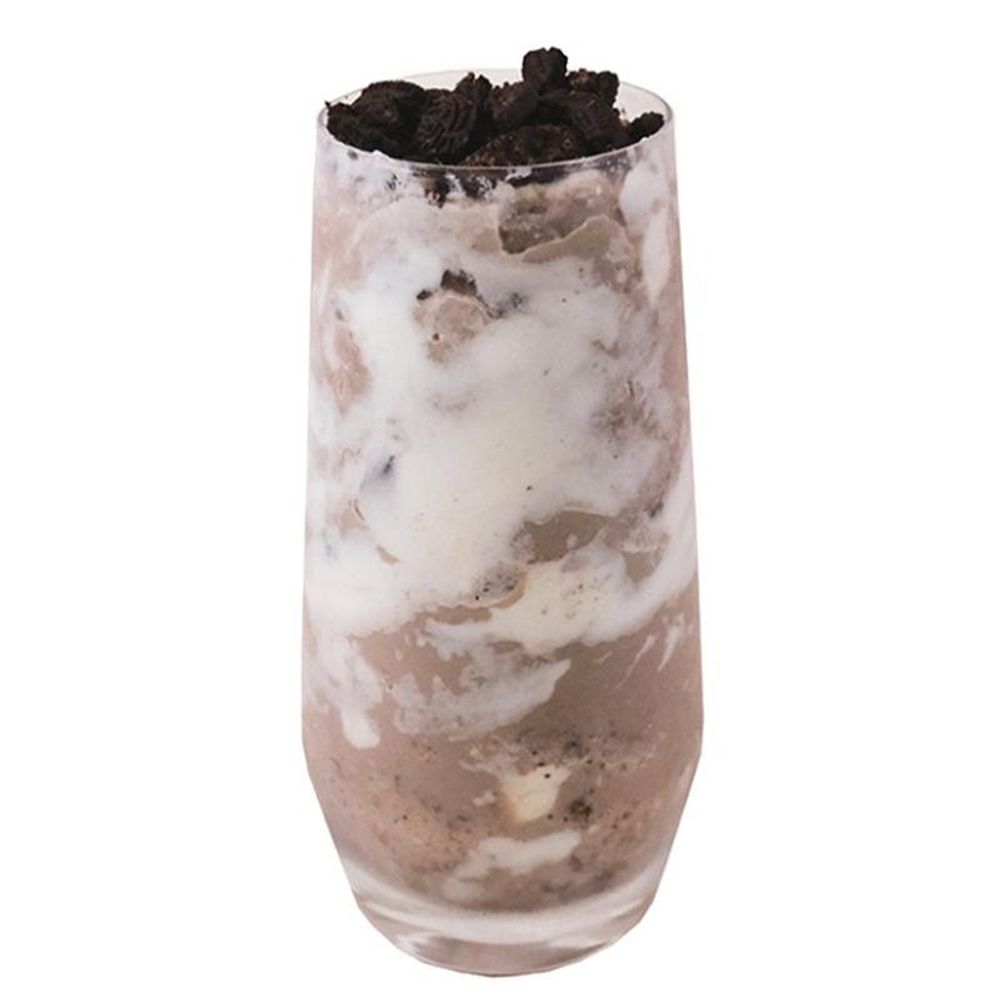 Oreo Chocolate Milk at Der Tea Yogurt, Café in Rancho Cucamonga