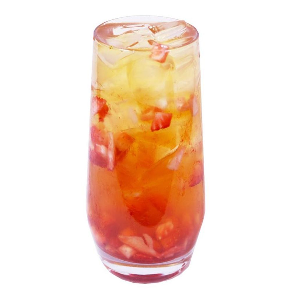 Strawberry Fruit Tea at Der Tea Yogurt, Café in Rancho Cucamonga