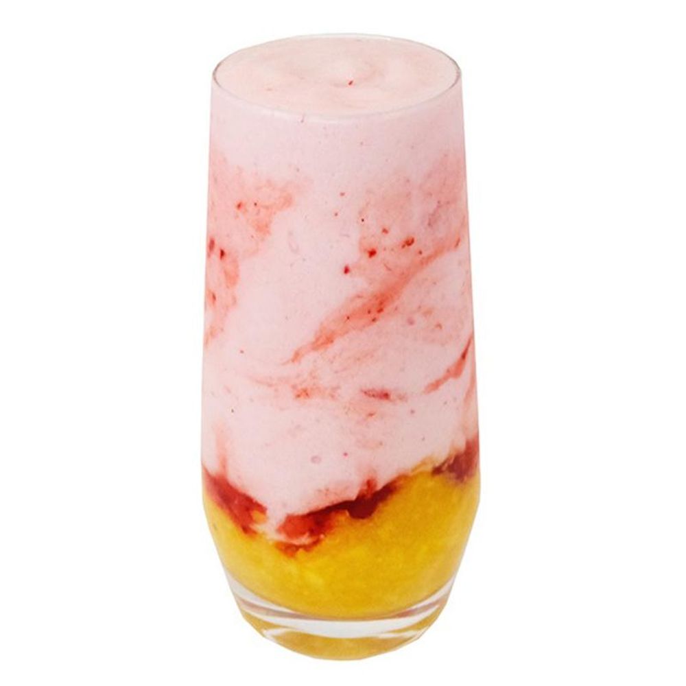 Strawberry Mango Smoothie at Der Tea Yogurt, Café in Rancho Cucamonga
